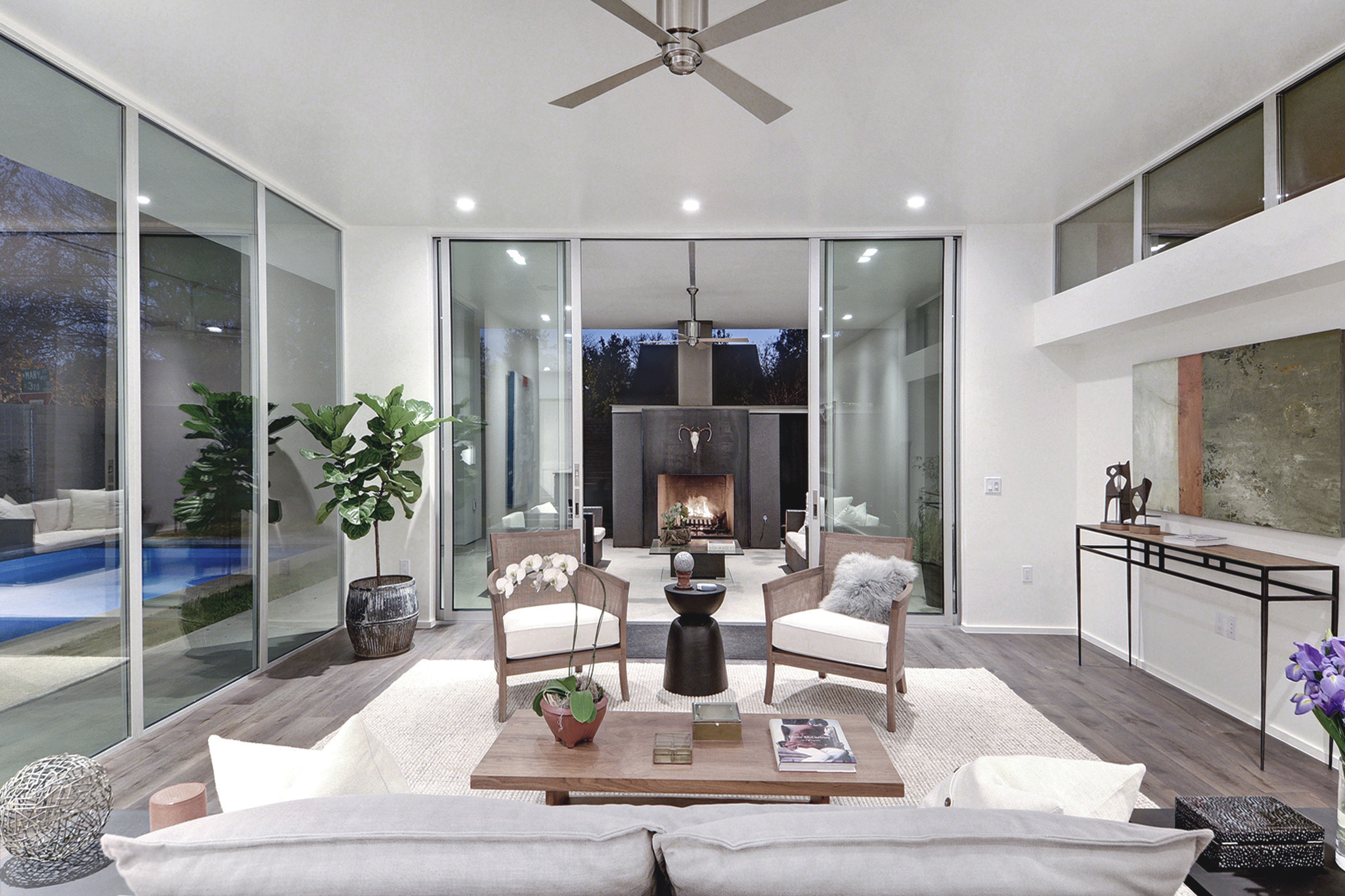 049 RealEstate2018 S